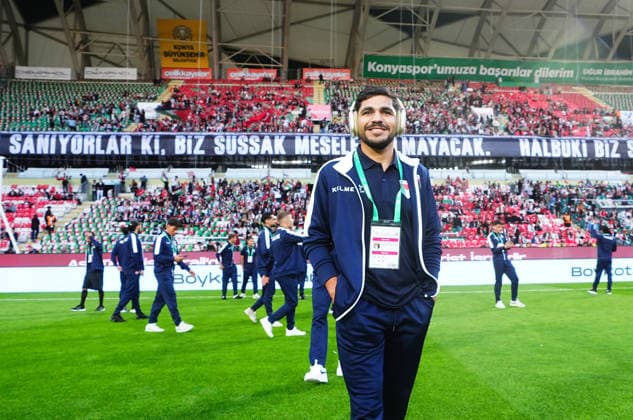 Konyaspor v Palestine - Friendly KONYA, TURKIYE - SEPTEMBER 30: Players of the Palestine National Football Team take the pitch to greet supporters ahead of a friendly match against Konyaspor as part of Palestine Day events at Konya Metropolitan Municipality Stadium in Konya, Turkiye on September 30, 2026. Evrim Aydin Anadolu Konya Turkey. Editorial use only. Please get in touch for any other usage.  Copyright: x2026xAnadoluxEvrimxAydinx