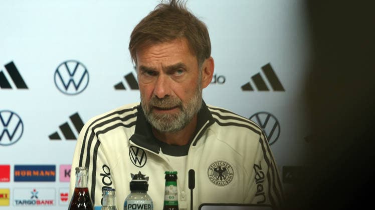 September 30, 2026, xrekx, Soccer: UEFA Nations League, Germany—Press conference with Jürgen Klopp and Jonas Urbig (from left: Jürgen Klopp, Germany s head coach, Munich)