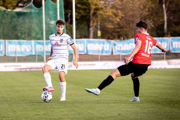 TSG Balingen vs. SSV Ulm 1846 Soccer, State Cup, WFV Cup, Round of 16, BIZERBA ARENA Balingen, September 30, 2026, photo by Marco Gölz, SSV Ulm 1846 Soccer, 21, Kevin Founes TSG Balingen soccer, 16 TSG Balingen vs. SSV Ulm 1846 soccer, soccer, State Cup, WFV Cup, Round of 16, BIZERBA ARENA Balingen, September 30, 2026; Photo by Lucca Fundel, Balingen, BIZERBA ARENA, Baden-Württemberg, Germany