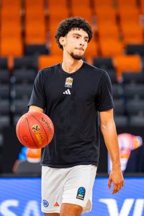 BKT EuroCup: Ratiopharm Ulm vs. Balkan Botevgrad, September 30, 2026, Ulm, GERMANY September 30, 2026 Adam Atamna of ratiopharm Ulm, 0, during the pre-game warm-up for the match between ratiopharm Ulm and Balkan Botevgrad on Matchday 1 of the BKT EuroCup at the ratiopharm Arena Ulm Copyright: xBEAUTIFULxSPORTS Steinx