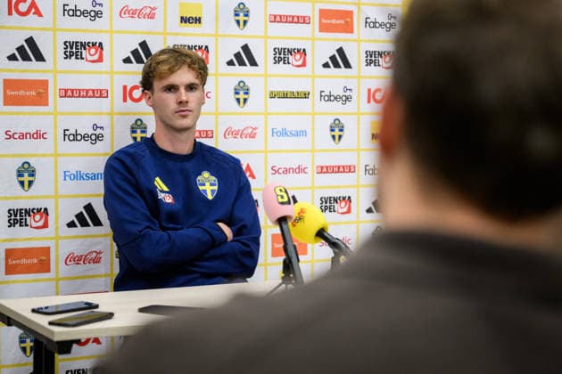 September 30, 2026: Williot Swedberg of the Swedish men’s national soccer team at a press event on September 30, 2026 in Stockholm. Photo by Jesper Zerman, BILDBYRAN, code JZ JZ0763: soccer, football, fotball, Nations League, UEFA Nations League, press conference, event, meeting, Sweden, Sverige, Sweden A, BBENG  Copyright: JESPERxZERMAN BB260930JZ063