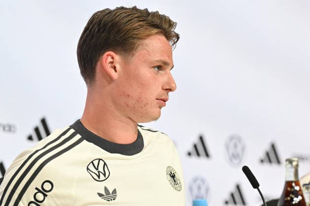 GERMANY press conference, PK, Pressekonferenz JONAS URBIG fudbaler reprezentacije Nemacke na pres konferenciji pred utakmicu UEFA Lige nacija protiv Srbije na stadionu Allianc arena , Minhen 01.10.2026. godine Foto: Fudbal, Reprezentacija, Srbija, Nemacka, UEFA Liga nacija Munich Allianz arena Germany Copyright: xMarkoxMetlas xMNxPressx