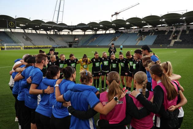 SOCCER - WEC, Sturm vs Wolfsburg GRAZ,AUSTRIA,30.SEP.26 - SOCCER - UEFA Women s Europa Cup, qualification, SK Sturm Graz vs VfL Wolfsburg. Image shows team of Sturm.  GEPAxpictures xChrisxBauer