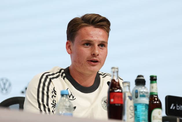Jonas Urbig of Germany at the press conference, GER, German national team, post-match press conference, soccer, UEFA Nations League, 2026–2027 season, September 30, 2026, GER, German National Team, Post-Match Press Conference, Soccer, UEFA Nations League, 2026–2027 Season, September 30, 2026, Munich Copyright: xEibner-Pressefoto JennixMaulx EP_JML