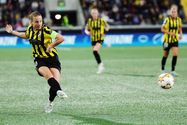 GOTHENBURG, SWEDEN 20260930 Häcken s Anna Anvegard during Wednesday s UEFA Women s Champions League soccer match between BK Häcken and Juventus FC at Bravida Stadium, GOTHENBURG, SWEDEN x9200x  Copyright: xAdamxIhse TTx WOMENS CHAMPIONS LEAGUE HÄCKEN - JUVENTUS