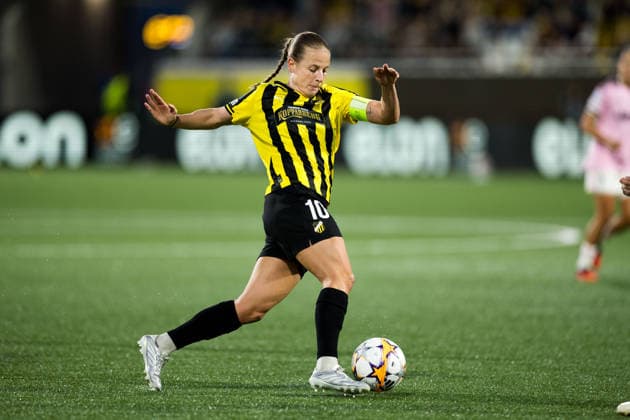 September 30, 2026: Anna Anvegard of Häcken during the Women’s Champions League soccer match between Häcken and Juventus on September 30, 2026 in Gothenburg. Photo by Michael Erichsen, BILDBYRAN COP 89 MI1032 soccer football fotball UEFA Women s Champions League Häcken Juventus women s BBENG soccer football fotball UEFA Women s Champions League Häcken Juventus women s BBENG  Copyright: MICHAELxERICHSEN BB260930MI032