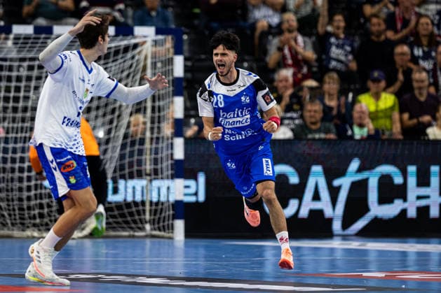 FLENSBURG, GERMANY - SEPTEMBER 30: celebration goal celebration Patrick Volz (SG Flensburg-Handewitt, 28) during the EHF European League match between SG Flensburg-Handewitt vs Fraikin BM. Granollers at GGW Arena on matchday 1 of the Group Matches Group E on September 30, 2026 in Flensburg, Germany. Schleswig-Holstein Germany Copyright: xMarioxM.xKobergx