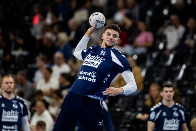 <FLENSBURG, GERMANY - SEPTEMBER 30: Marko Grgic (SG Flensburg-Handewitt, 17) during warm up during the EHF European League match between SG Flensburg-Handewitt vs Fraikin BM. Granollers at GGW Arena on matchday 1 of the Group Matches Group E on September 30, 2026 in Flensburg, Germany. Schleswig-Holstein Germany Copyright: xMarioxM.xKobergx
