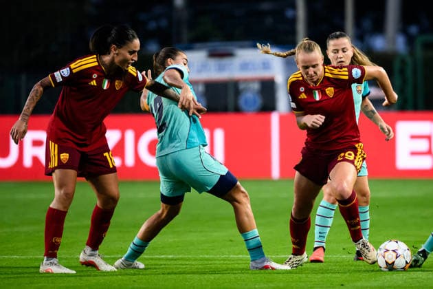 Martina Piemonte of AS Roma, Patri Guijarro of FC Barcelona, Barca and Annalena Rieke of AS Roma during the Women s Champions league football match between AS Roma and FC Barcelona at Tre Fontane stadium in Rome (Italy), September 30, 2026. AndreaxStaccioli