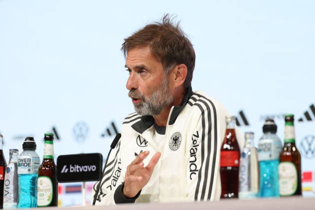 Jürgen Klopp of Germany, national team coach, gesturing at a press conference, GER, German national team, closing press conference, soccer, UEFA Nations League, 2026–2027 season, September 30, 2026, GER, German National Team, Closing Press Conference, Soccer, UEFA Nations League, 2026–2027 Season, September 30, 2026, Munich Copyright: xEibner-Pressefoto JennixMaulx EP_JML