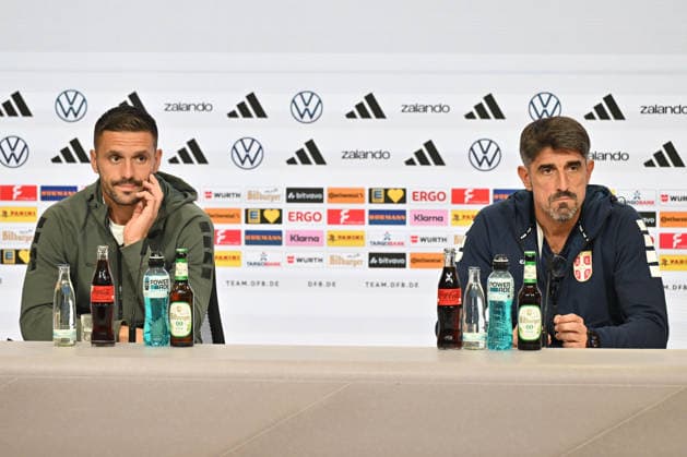 SERBIA press conference, PK, Pressekonferenz DUSAN TADIC and VELJKO PAUNOVIC coach of Serbia press conference at Allianz arena , Munich 01.10.2026 Foto: FOOTBALL, SERBIA, GERMANY, UEFA NATIONS LEAGUE, PRESS CONFEFERENCE Munich Allianz arena Germany Copyright: xMarkoxMetlas xMNxPressx