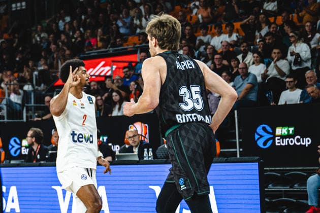 Ibi Watson of ratiopharm Ulm gestures during the 2026–2027 BKT EuroCup game between ratiopharm Ulm and Balkan Botevgrad at ratiopharm Arena on September 30, 2026, in Neu Ulm, Germany. Photo by Harry Langer, DeFodi Images
