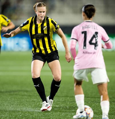 September 30, 2026: Emma Östlund of Häcken during the Women’s Champions League soccer match between Häcken and Juventus on September 30, 2026 in Gothenburg. Photo by Michael Erichsen, BILDBYRAN COP 89 MI1032 soccer football fotball UEFA Women s Champions League Häcken Juventus women s soccer BBENG soccer football fotball UEFA Women s Champions League Häcken Juventus women s soccer BBENG  Copyright: MICHAELxERICHSEN BB260930MI050
