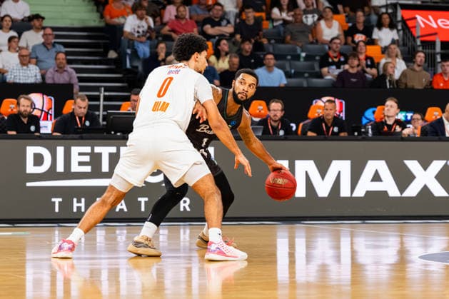 BKT EuroCup Ratiopharm Ulm vs. Balkan Botevgrad, September 30, 2026, Ulm, GERMANY. September 30, 2026. Adam Atamna of Ratiopharm Ulm, 0, in a one-on-one matchup with Darnell Antonio Edge of Balkan Botevgrad, 1 during the game between Ratiopharm Ulm and Balkan Botevgrad on Matchday 1 of the BKT EuroCup at the ratiopharm Arena Ulm Copyright: xBEAUTIFULxSPORTS Steinx