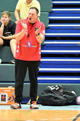 September 30, 2026, GER, Handball, Women, DHB Cup, 2026–2027 Season, Matchday 2, HSV Solingen Gräfrath 76 vs. TuS Metzingen Lars Faßbender, head coach of HSV Solingen Gräfrath, is visibly upset—gesturing, facial expressions, emotions—looking dissatisfied, disappointed, and dejected; Solingen Klingenhalle, North Rhine-Westphalia, Germany Copyright: xNordphoto Meuterx