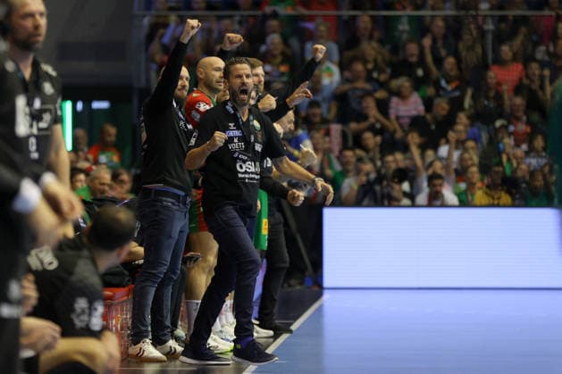 September 30, 2026, xgox, Opel HBL Handball, SC Magdeburg vs. THW Kiel, emspor, from left: Bennet Wiegert (Magdeburg), coach celebrating, goal celebration, celebrating the goal, Magdeburg celebration