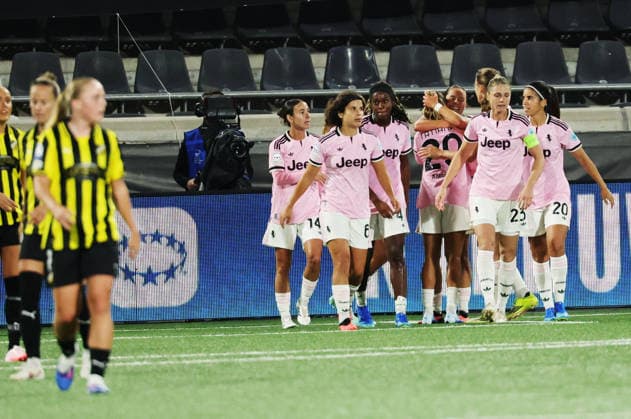 Juventus Tatiana Pinto scores the 0-1 goal during Wednesday s UEFA Women s Champions League soccer match between BK Häcken and Juventus FC at Bravida Stadium in Gothenburg, Sweden, on September 30, 2026. GOTHENBURG, SWEDEN x9200x  Copyright: xAdamxIhse TTx WOMENS CHAMPIONS LEAGUE HURRICANE - JUVENTUS