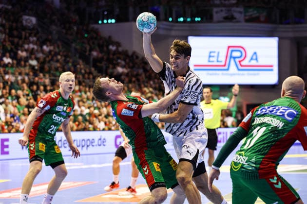 Julian Köster (THW Kiel, 7) vs. Omar Ingi Magnusson (SC Magdeburg, 14) – Handball Bundesliga Season 2026–2027: SC Magdeburg vs. THW Kiel at the GETEC Arena in Magdeburg – Action, Handball, Germany, September 30, 2026