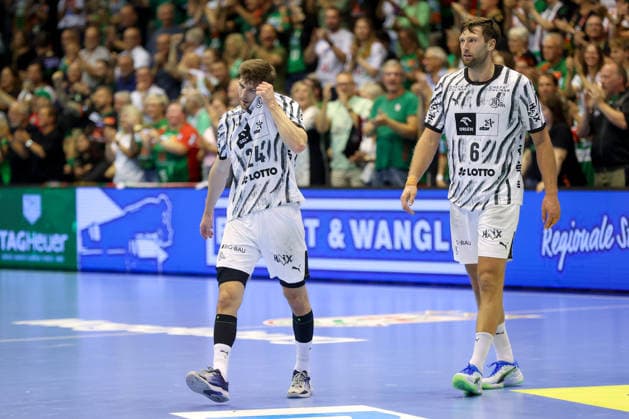 September 30, 2026, xgox, Opel HBL Handball, SC Magdeburg vs. THW Kiel, emspor, from left: Lukas Zerbe (Kiel), 24; Harald Reinkind (Kiel), 6—disappointed, looking disappointed, dejected, disappointed (Magdeburg)