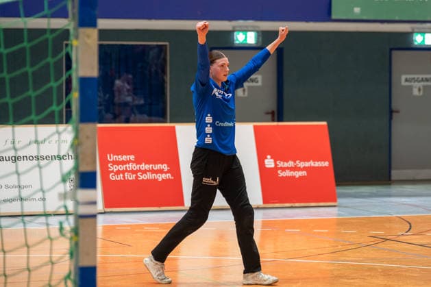 Liv Stine Eckhardt of HSV Solingen Graefrath, 73, celebrates one of her many saves. HSV Solingen Graefrath 76 vs. TuS Metzingen, DHB Women s Cup, Round 2, 2026–2027 season, September 30, 2026, HSV Solingen Graefrath 76 vs. TuS Metzingen, DHB Women’s Cup, Round 2, 2026–2027 season, September 30, 2026, Solingen Copyright: xEibner-Pressefoto ThomasxHaeslerx EP_THR