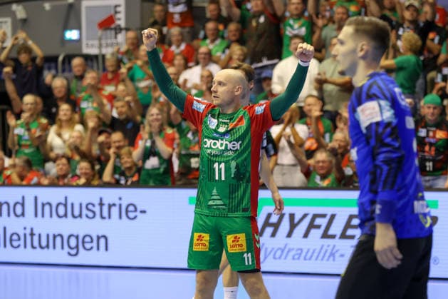 September 30, 2026, xgox, Opel HBL Handball, SC Magdeburg vs. THW Kiel, emspor, from left: Daniel Pettersson (Magdeburg), 11, celebration, goal celebration, celebrating the goal, Magdeburg celebration