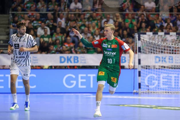 September 30, 2026, xgox, Opel HBL Handball, SC Magdeburg vs. THW Kiel emspor, from left: Gisli, Thorgeir, Kristjansson (Magdeburg), 10, celebration, goal celebration, celebrating the goal, Magdeburg celebration