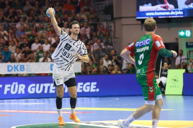 September 30, 2026, xgox, Opel HBL Handball, SC Magdeburg vs. THW Kiel, emspor, from left: Veron Nacinovic (Kiel), 93 (Magdeburg)