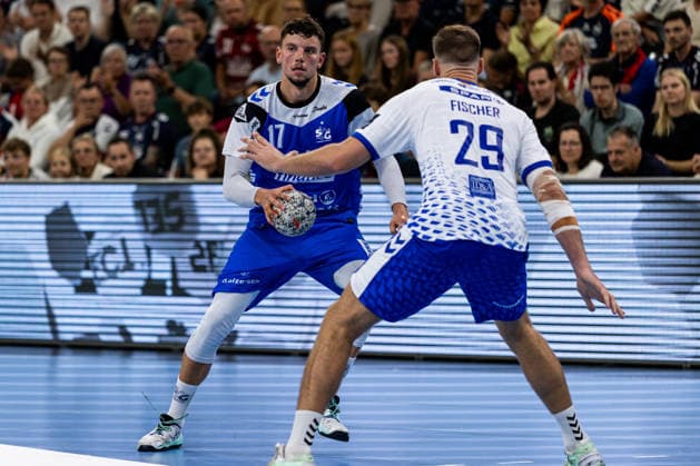 FLENSBURG, GERMANY - SEPTEMBER 30: Marko Grgic (SG Flensburg-Handewitt, 17) against Guillermo JosÃ Fischer (Fraikin BM. Granollers, 29) during the EHF European League match between SG Flensburg-Handewitt vs Fraikin BM. Granollers at GGW Arena on matchday 1 of the Group Matches Group E on September 30, 2026 in Flensburg, Germany. Schleswig-Holstein Germany Copyright: xMarioxM.xKobergx