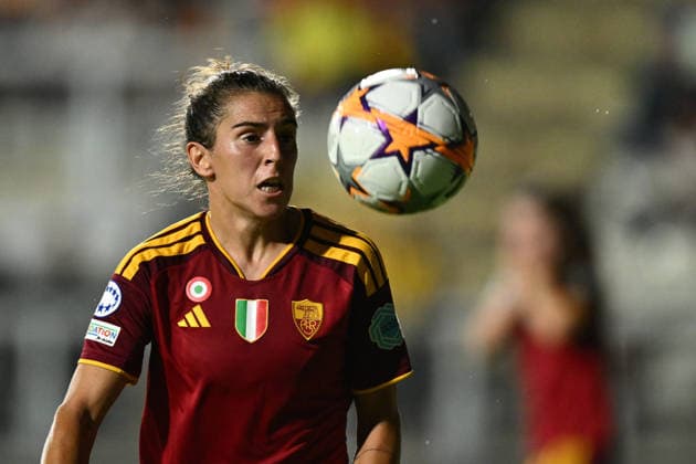 IPA89151571 - Valentina Bergamaschi of A.S. Roma Femminile is in action during Matchday 2 of the 2026 27 UEFA Women s Champions League group stage, a soccer match between A.S. Roma and FC Barcelona, Barca at Tre Fontane Stadium on September 30, 2026, in Rome, Italy.  Copyright: xDomenicoxCippitelli IPAxSportx xx IPA89151571