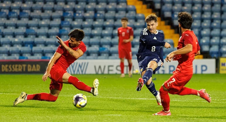 30.09.2026 Scotland U21, U 21 v Azerbaijan: Findlay Curtis of Scotland with a shot saved  Copyright: xWilliexVassx NINTCHDBPICT001112374750