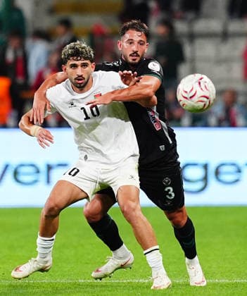 Konyaspor v Palestine - Friendly KONYA, TURKIYE - SEPTEMBER 30: Mohammed Anas Khairaldin of Palestine in action against Arif Bosluk of Konyaspor during a friendly match between Konyaspor and the Palestine National Football Team as part of Palestine Day events at Konya Metropolitan Municipality Stadium in Konya, Turkiye on September 30, 2026. Evrim Aydin Anadolu Konya Turkey. Editorial use only. Please get in touch for any other usage.  Copyright: x2026xAnadoluxEvrimxAydinx