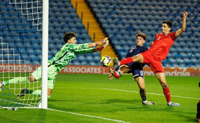 30.09.2026 Scotland U21, U 21 v Azerbaijan: Barney Stewart scores the second goal. for Scotland  Copyright: xWilliexVassx NINTCHDBPICT001112376746