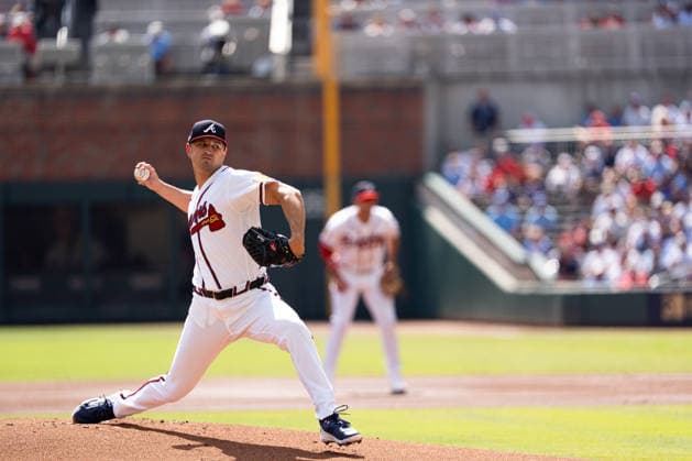 Tyler Mahle 54 of the Atlanta Braves throws a pitch in the first inning against the Philadelphia Phillies in game two of the MLB, Baseball Herren, USA National League Wild Card round at Truist Park on Wednesday, September 30, 2026 in Atlanta, Georgia.  ATL20260930101 STEVENxBURROUGHS