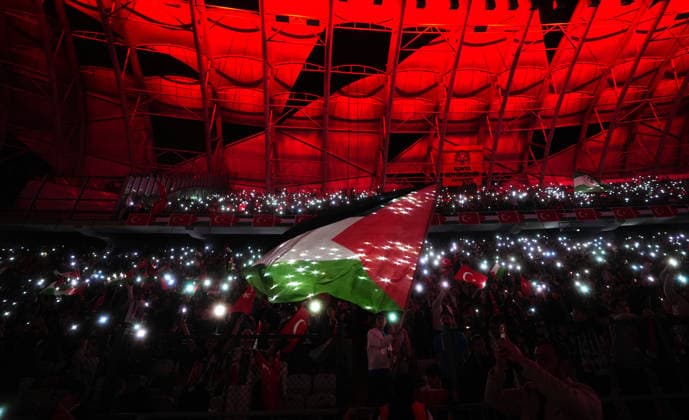 Konyaspor v Palestine - Friendly KONYA, TURKIYE - SEPTEMBER 30: Fans wave Turkish and Palestinian flags in the stands during a friendly match between Konyaspor and the Palestine National Football Team as part of Palestine Day events at Konya Metropolitan Municipality Stadium in Konya, Turkiye on September 30, 2026. Evrim Aydin Anadolu Konya Turkey. Editorial use only. Please get in touch for any other usage.  Copyright: x2026xAnadoluxEvrimxAydinx