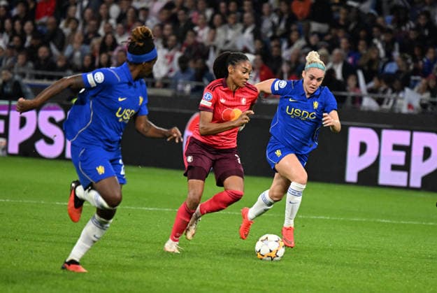 Football : OL Lyonnes women v Chelsea women - Women s champions league - 30 09 2026 Selma PARALLUELO of OL Lyoinnes during the UEFA Champions league womens match between OL Lyonnes women and Chelsea women at Groupama Stadium Decines Charpieu Lyon on September 30, 2026 , France LYONFrance  Copyright: xMouradxAllilix