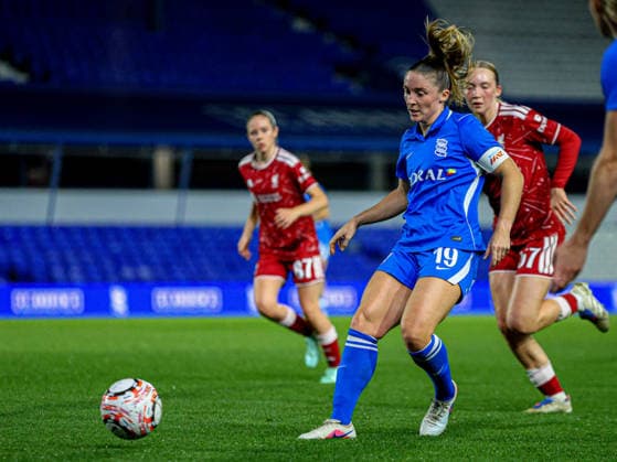 BIRMINGHAM, ENGLAND - September 30: Chelsea Cornet of Birmingham City passes the ball during the Subway Players Cup football match between Birmingham City and Liverpool at St Andrews @ Knighthead Park on September 30, 2026 in Birmingham, England. (Photo by Natalie Mincher Sports Press Photo SPP) Copyright: xNataliexMincher SPPx Sportspressphoto_SPR243032