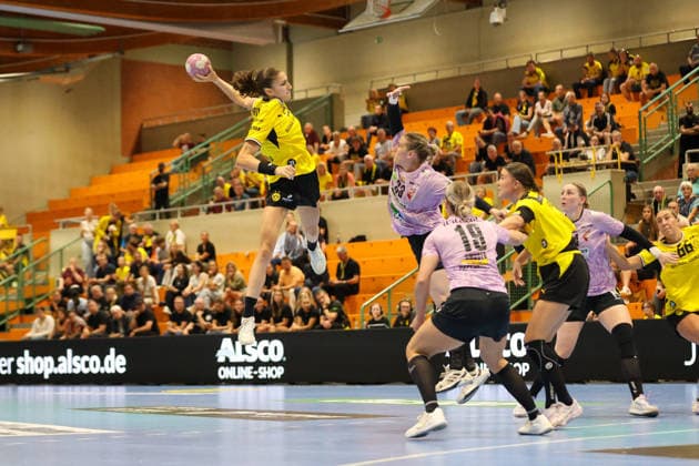 GER, BVB Borussia Dortmund Handball vs. SV Union Halle Neustadt, Handball, DHB Women s Cup, 2026–2027 Season, September 30, 2026,Iva Mladenovska, BVB Borussia Dortmund Handball (GER), BVB Borussia Dortmund Handball vs. SV Union Halle Neustadt, Handball, DHB Women’s Cup, 2026–2027 Season, September 30, 2026, Dortmund Copyright: xEibner-Pressefoto JavadxMohammadpourx EP_JMR