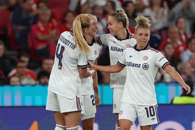 Lisbon, Portugal, September 30: Pernille Harder of FC Bayern Munich and her teammates are seen celebrating after scoring a goal during the UEFA Women’s Champions League 2026–27 group stage Matchday 2 match between SL Benfica and FC Bayern Munich on September 30, 2024, in Lisbon, Portugal Copyright: HMBxMedia JoaquimxFerreira