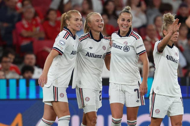 Lisbon, Portugal, September 30: Pernille Harder of FC Bayern Munich and her teammates are seen celebrating after scoring a goal during the UEFA Women’s Champions League 2026–27 group stage Matchday 2 match between SL Benfica and FC Bayern Munich on September 30, 2024, in Lisbon, Portugal Copyright: HMBxMedia JoaquimxFerreira