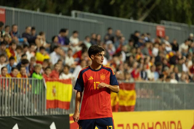 ESP U-20 Spain vs. Mexico: Jose Antonio Morante of Spain during an international U-20 friendly match between Spain and Mexico played at the Cerro del Espino de Majadahonda Stadium in Madrid on September 30, 2026, in Spain Copyright: xx