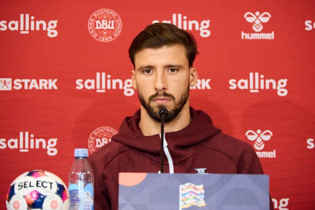 Portugal Training And press conference, PK, Pressekonferenz Portugal national soccer team player Ruben Dias attends a press conference ahead of the UEFA Nations League 2026 27 Group A4 MD3 match against Denmark at Parken Stadium in Copenhagen, Denmark, on September 30, 2026. Copenhagen Denmark  Copyright: xKristianxTuxenxLadegaardxBergx originalFilename:berg-portugal260930_nptI8.jpg