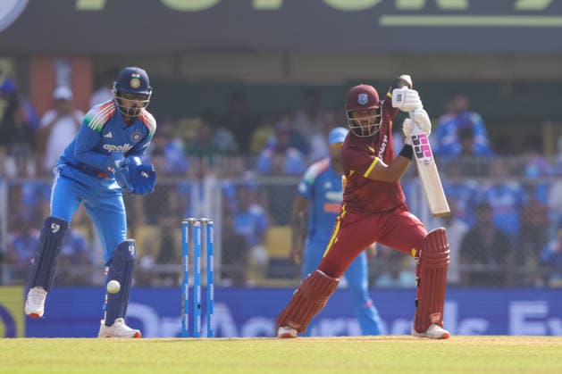 India v West Indies - ODI Series 2026 Shai Hope, captain of the West Indies, hits a four during the second one day international (ODI) cricket match between India and West Indies at Barsapara Cricket Stadium in Guwahati, India, on September 30, 2026. Guwahati Assam India  Copyright: xShubhajitxRoyxKarmakarx originalFilename:roykarmakar-2ndodicr260930_npfUr.jpg