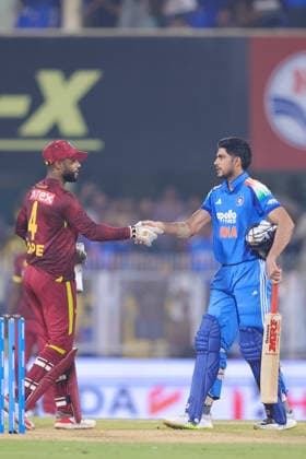 India v West Indies - ODI Series 2026 Shubman Gill, captain of India, and Shai Hope, captain of West Indies, meet after India won by 8 wickets during the second one day international (ODI) cricket match between India and West Indies at Barsapara Cricket Stadium in Guwahati, India, on September 30, 2026. Guwahati Assam India  Copyright: xShubhajitxRoyxKarmakarx originalFilename:roykarmakar-2ndodicr260930_npJKK.jpg