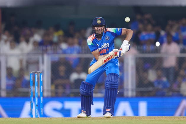 India v West Indies - ODI Series 2026 Shubman Gill, captain of India, hits a four during the second one day international (ODI) cricket match between India and West Indies at Barsapara Cricket Stadium in Guwahati, India, on September 30, 2026. Guwahati Assam India  Copyright: xShubhajitxRoyxKarmakarx originalFilename:roykarmakar-2ndodicr260930_npOuD.jpg