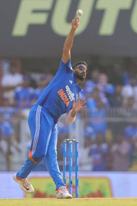 India v West Indies - ODI Series 2026 Naman Dhir of India delivers a ball during the second one day international (ODI) cricket match between India and West Indies at Barsapara Cricket Stadium in Guwahati, India, on September 30, 2026. Guwahati Assam India  Copyright: xShubhajitxRoyxKarmakarx originalFilename:roykarmakar-2ndodicr260930_npOzK.jpg