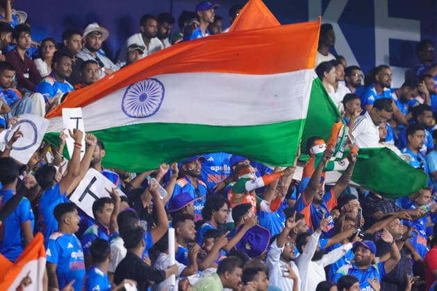 India v West Indies - ODI Series 2026 Indian fans and spectators cheer during the second one-day international (ODI) cricket match between India and West Indies at Barsapara Cricket Stadium in Guwahati, India, on September 30, 2026. Guwahati Assam India  Copyright: xShubhajitxRoyxKarmakarx originalFilename:roykarmakar-2ndodicr260930_npQpJ.jpg
