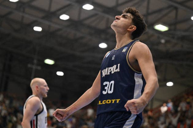 BASKETBALL - EuroCup - Napoli Basketball vs. Cosea JL Bourg-en-Bresse Photo by IPA ABACAPRESS.COM89155935 - Guglielmo Caruso of Napoli Basketball celebrates after scoring during the game against Cosea JL Bourg-en-Bresse in the EuroCup match between Napoli Basketball and Cosea JL Bourg-en-Bresse in Naples, Italy, on September 30, 2026 Naples Italy  Copyright: xIPAxSport ABACAx
