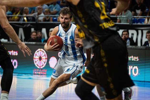 La Laguna Tenerife v Turk Telekom - BKT EuroCup SAN CRISTOBAL DE LA LAGUNA, SPAIN - SEPTEMBER 30: Dogus Ozdemiroglu of Turk Telekom in action during EuroCup basketball match between La Laguna Tenerife and Turk Telekom at Santiago Martín in San Cristobal de la Laguna, Canary Islands, Spain on September 30, 2026. Andres Gutierrez Anadolu Canarias Spain. Editorial use only. Please get in touch for any other usage.  Copyright: x2026xAnadoluxAndresxGutierrezx