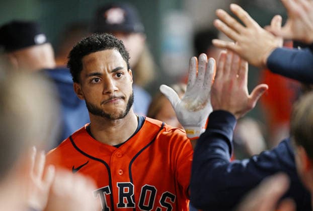 Houston Astros Jeremy Pena (3) celebrates in the dugout after hitting a solo home run against the Chicago White Sox in the first inning of an MLB, Baseball Herren, USA American League Wild Card game at Daikin Park in Houston, Texas, on Wednesday, September 30, 2026.  HOU20260930717 MARIAxLYSAKER