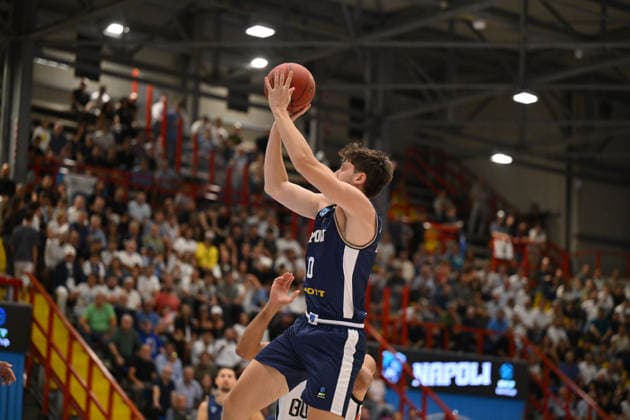 IPA89158224 - Leonardo Faggian of Napoli Basketball during the game against Cosea JL Bourg-en-Bresse, a Basketball EuroCup game in Naples, Italy, on September 30, 2026  Copyright: xEnzoxPinelli IPAxSportx xx IPA89158224